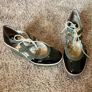 Fly London  wedge sandal